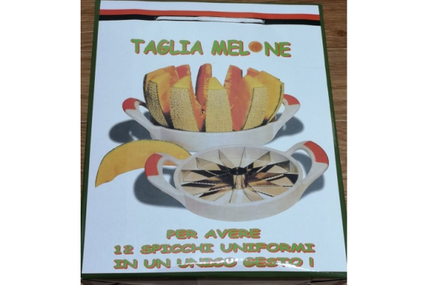 Нож для нарезки арбуза, дыни и других овощей и фруктов Tagila Melone