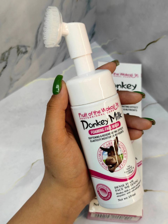 Пенка для умывания лица с ослиным молоком Wokali Donkey Milk
